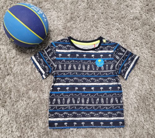 S. Oliver kisfiú, pálmafa mintás rövid ujjú póló (méret: 68 cm)